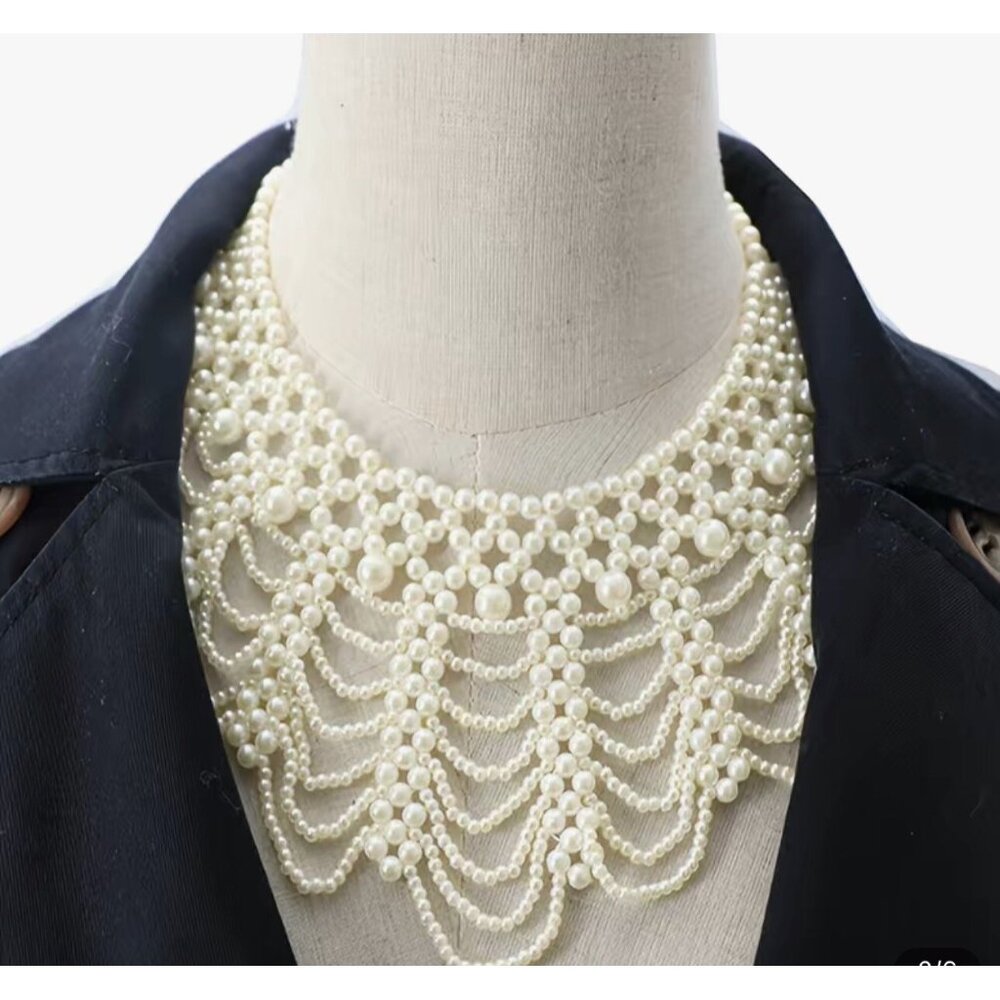Women Vintage Style Choker Imitation Pearls Necklace White Fantasy Small Pearls